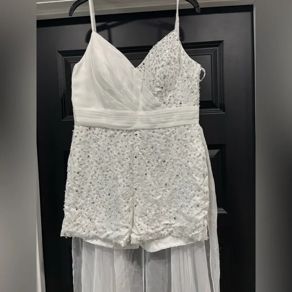Elegant Sparkly White Romper with Train